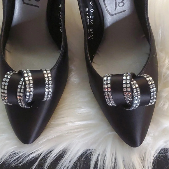 Pappagallo Womens Black Satin Look Shoes with Crystal Embellishments - Picture 2 of 10